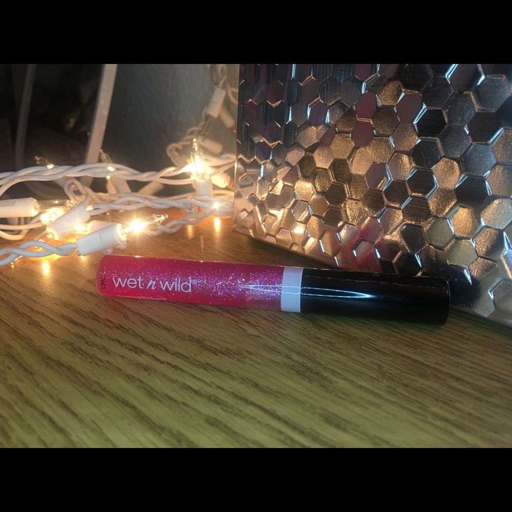 Wet n Wild glitter lip gloss